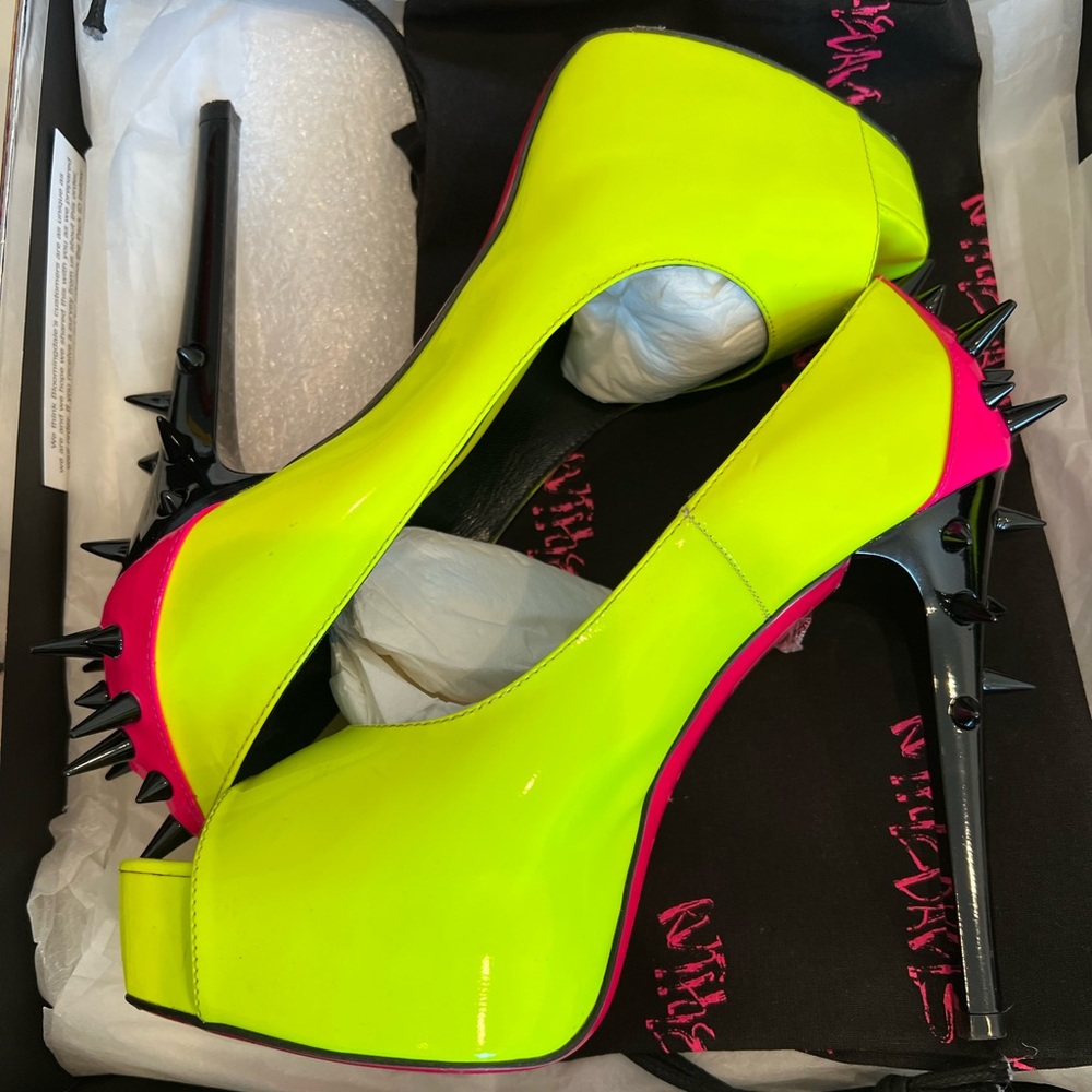 Ruthie Davis neon spike pumps size 37